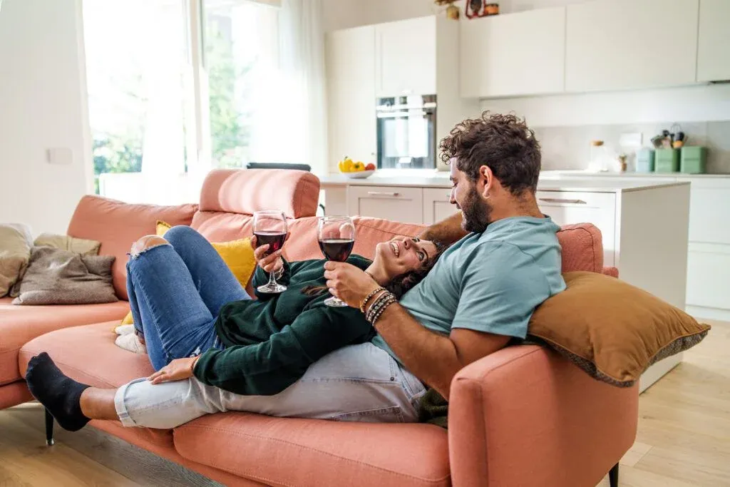 Home buyers comparing ANZ pre-approval with other lending options