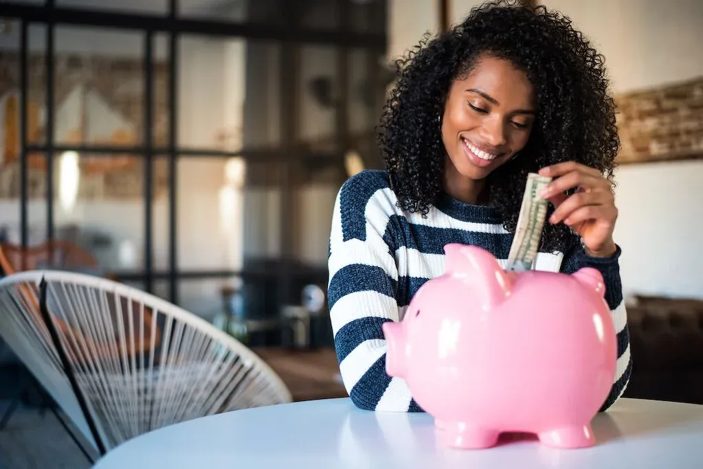 Illustration comparing cash deposit options for a home loan
