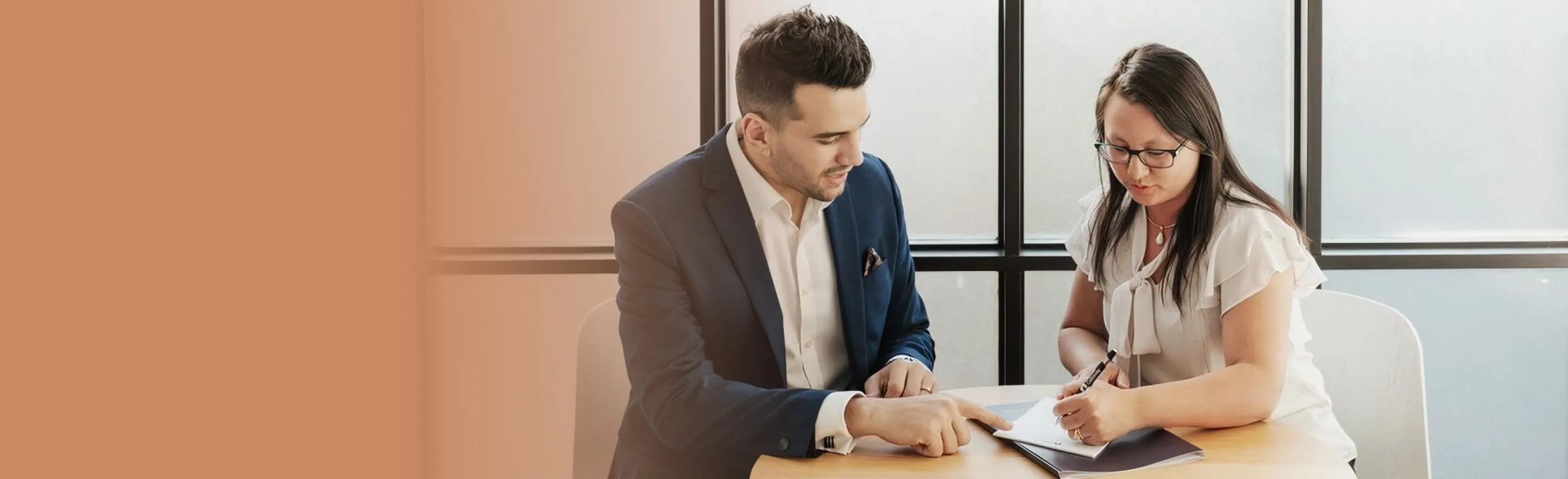 Hunter Galloway mortgage broker meeting with a client