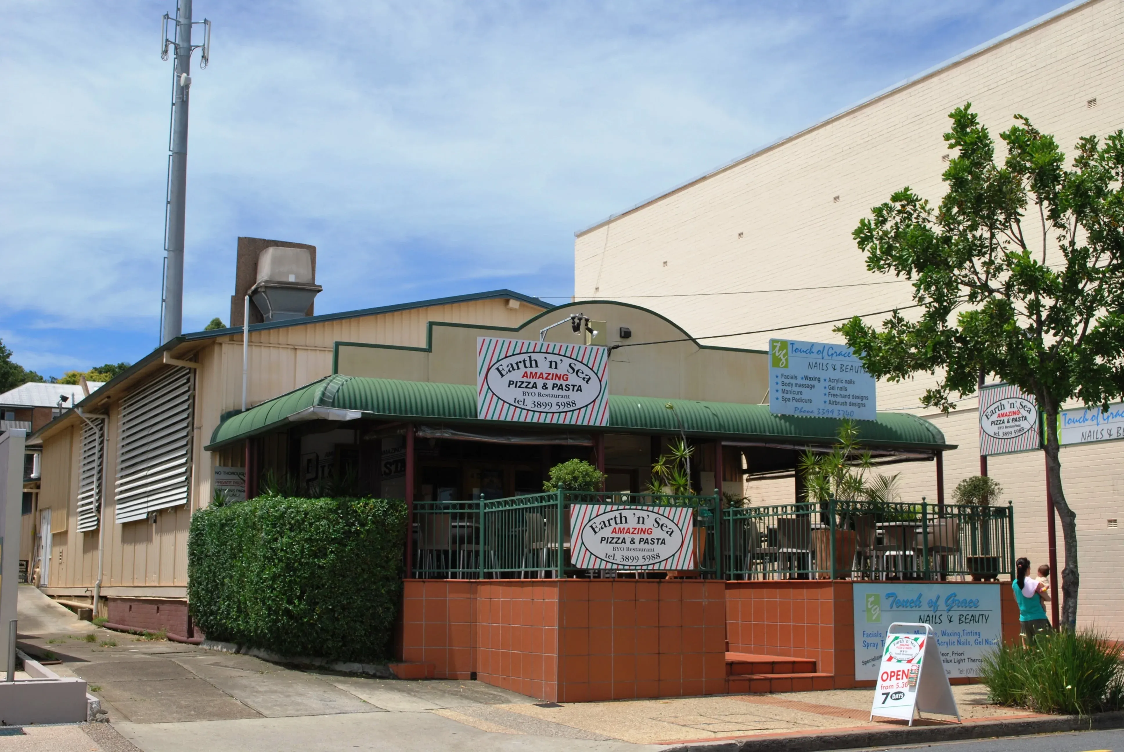 Balmoral, Bulimba and Hawthorne