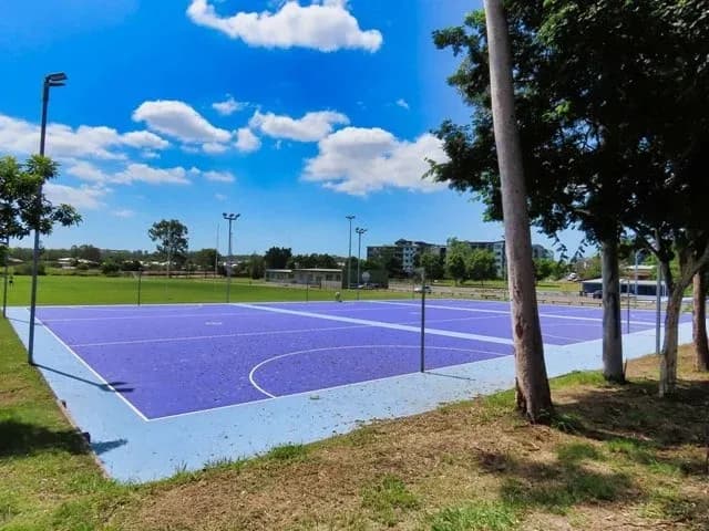 Bill Cash Memorial Park (Cannon Hill Recreation Reserve)