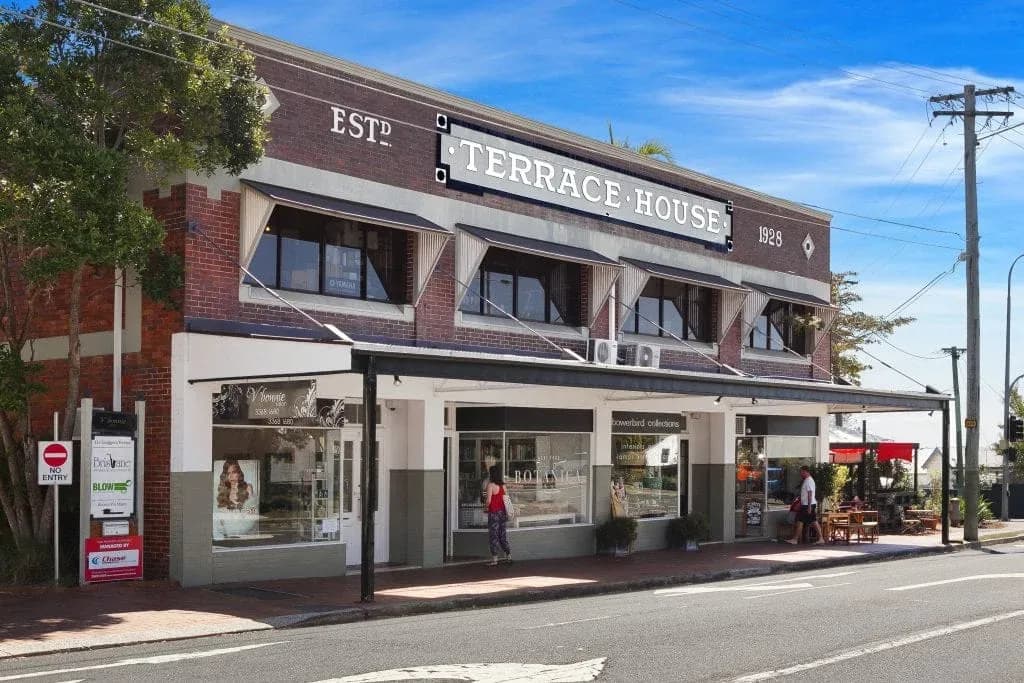 Ashgrove and Red Hill