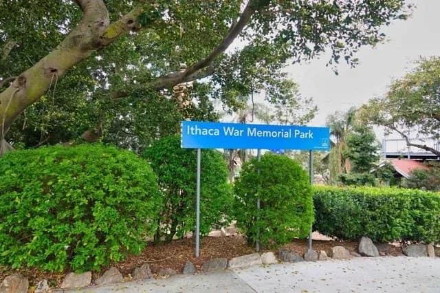 Ithaca Memorial Park (road reserve)