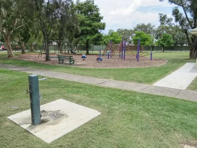 Nicholson Place Park