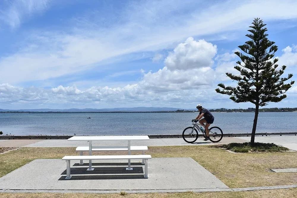 Clontarf and Woody Point