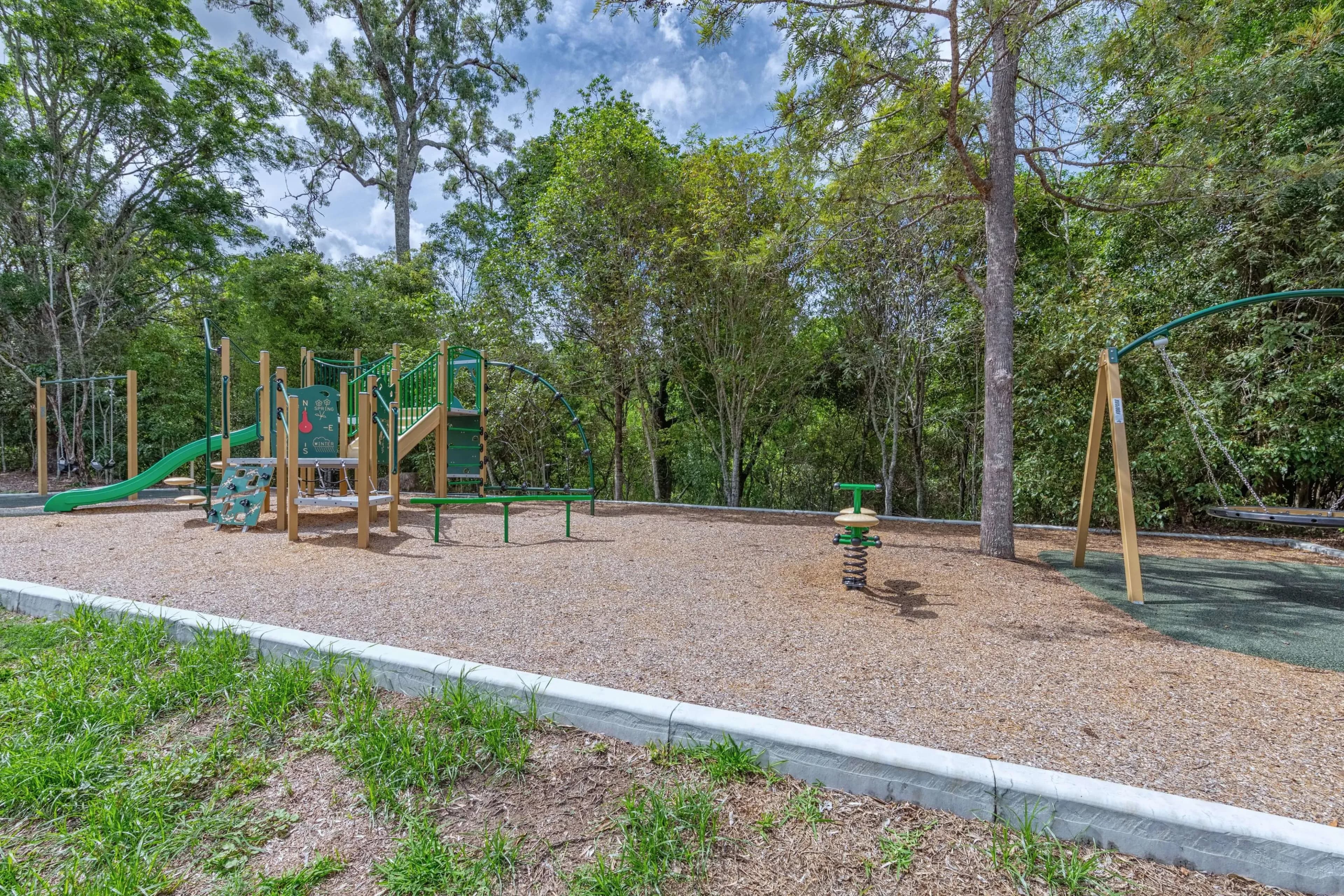 Allamanda Street Park