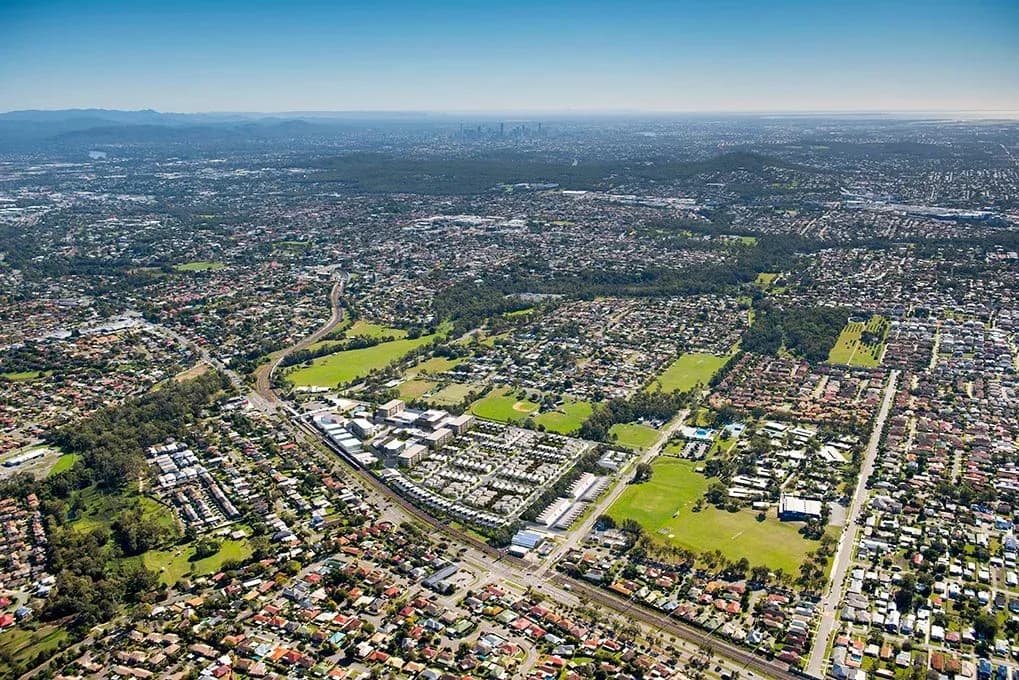 Eight Mile Plains and Runcorn