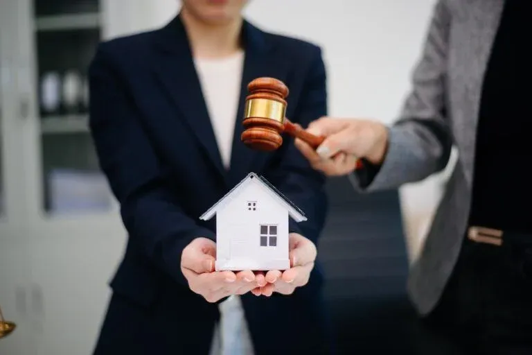 Bridging finance for auctions