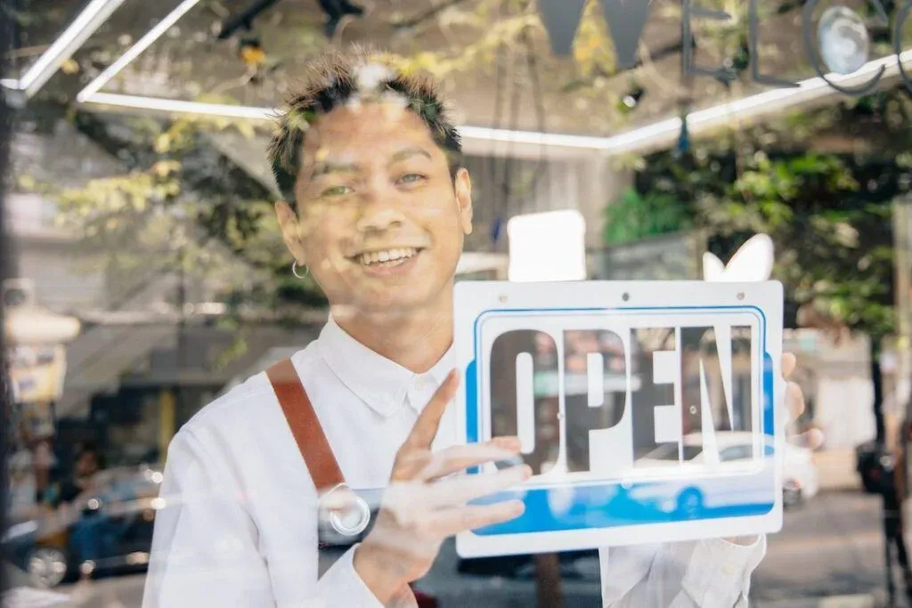 How to qualify for a commercial property loan