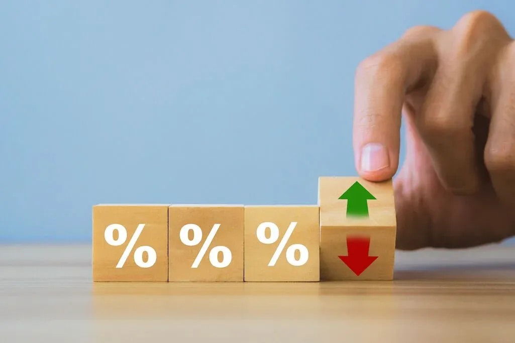 Police Interest Rate Discounts