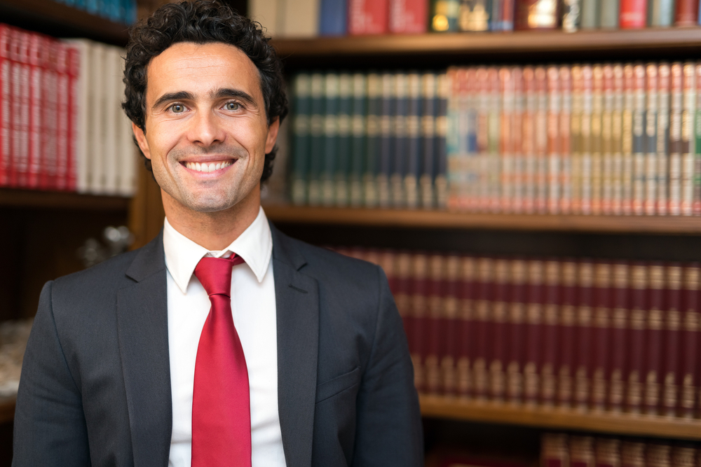 What are the differences between a Lawyer and Conveyancer?